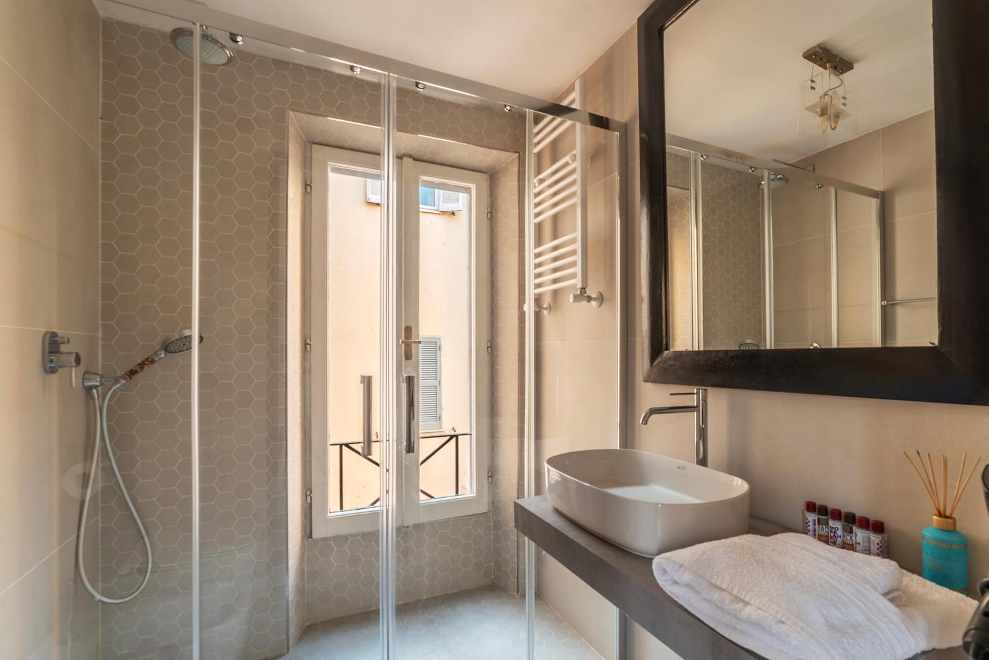 Appartement Via Del Pie Di Marmo Private